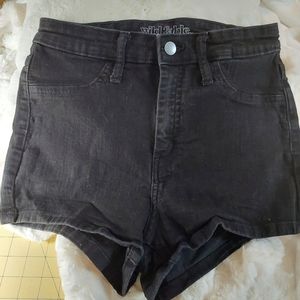 Wild fable shorts size 8
